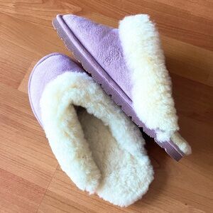 NWOT Old Friend Scuff Slippers
